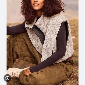 FREE PEOPLE Movement Highline Reversible Vest Jacket Fleece Sherpa Xs Oversized